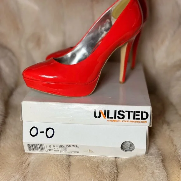 Unlisted Bold Coral Women's Heels - Picture 5 of 5